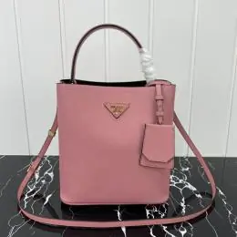 prada aaa qualite messeger sac pour femme s_110b16b